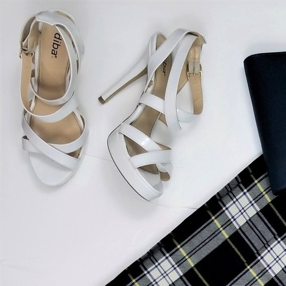 FIND THESE BEAUTIES & SO MUCH MORE IN MY CLOSET! - Picture 3 of 5